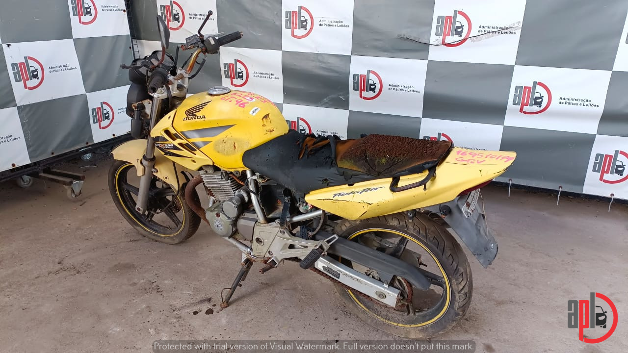 VENDE-SE HONDA CBX 250 TWISTER ANO: 2008 COR: PRETA COMBUSTÍVEL: GASOLINA  VALOR R$ 5.500 (ABAIXO DA TABELA FIPE) ➡️ A ENTRADA PODE SER PARCELADA, By Cambel Veículos