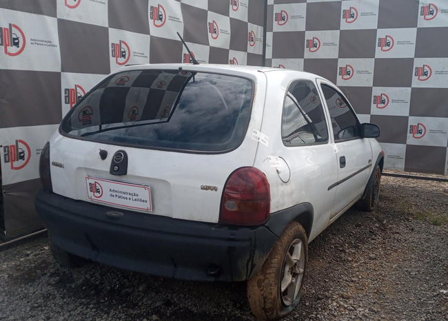 LOTE 096 (02).jpeg