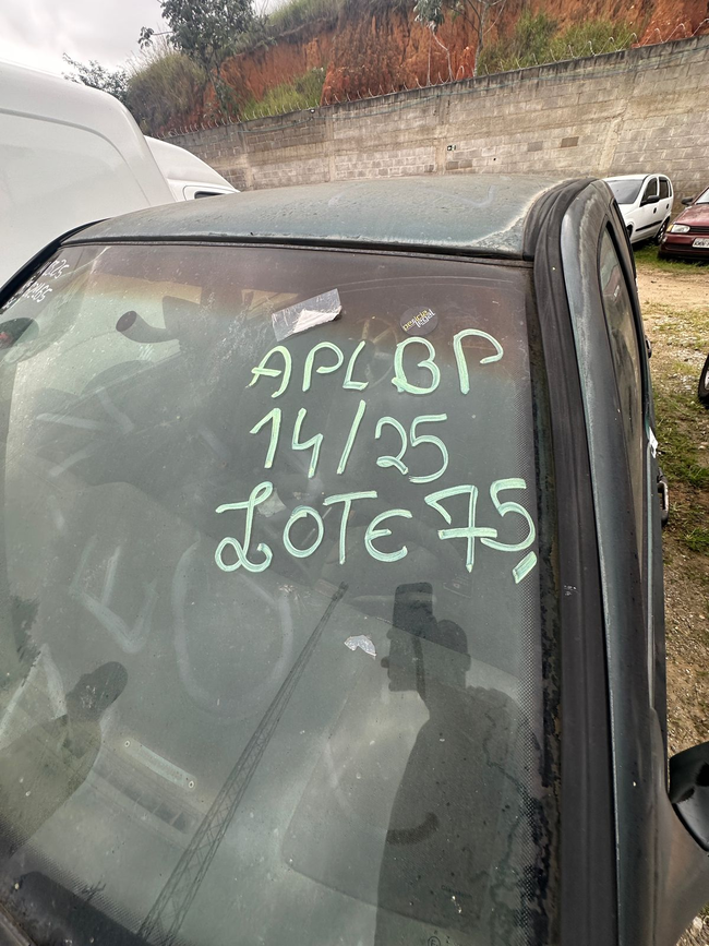 LOTE 075 (01).jpeg