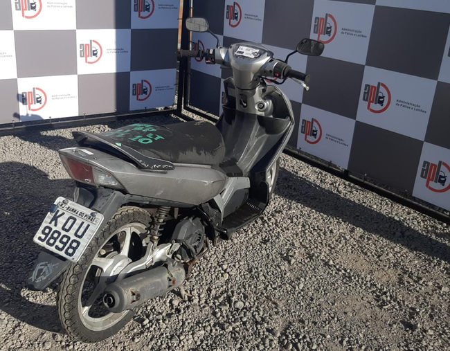 LOTE 010 (02).jpeg