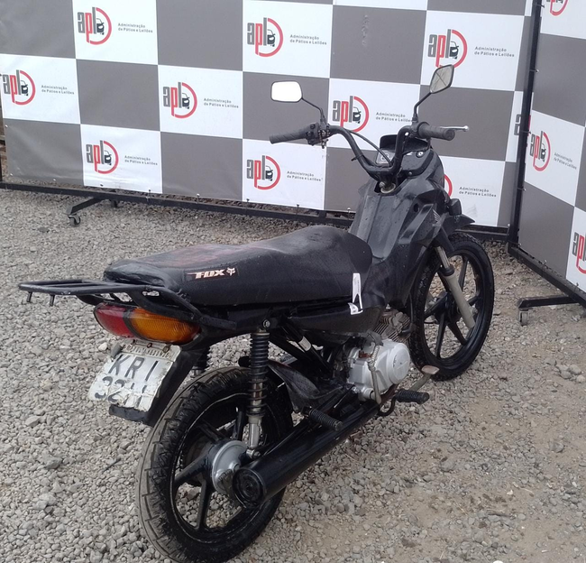 LOTE 003 (02).jpeg